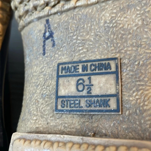 Totes, low top duck shoe, rubber & leather, waterproof, size 6.5 men or 8-8.5 W - Picture 10 of 12